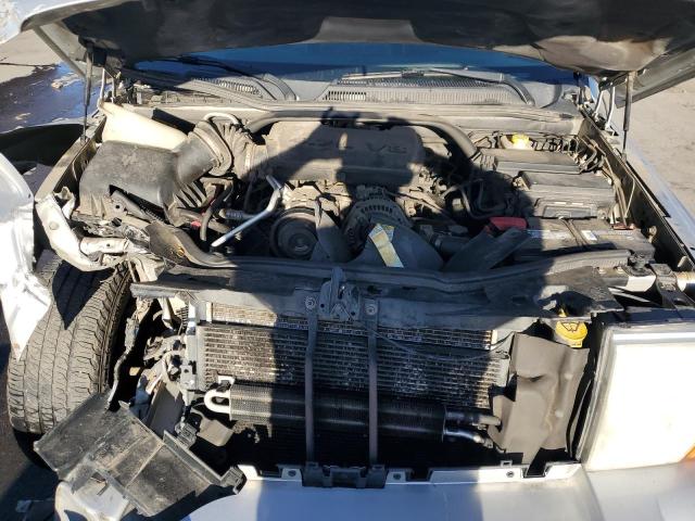 1J8HG48N18C187497 - 2008 JEEP COMMANDER SPORT SILVER photo 12