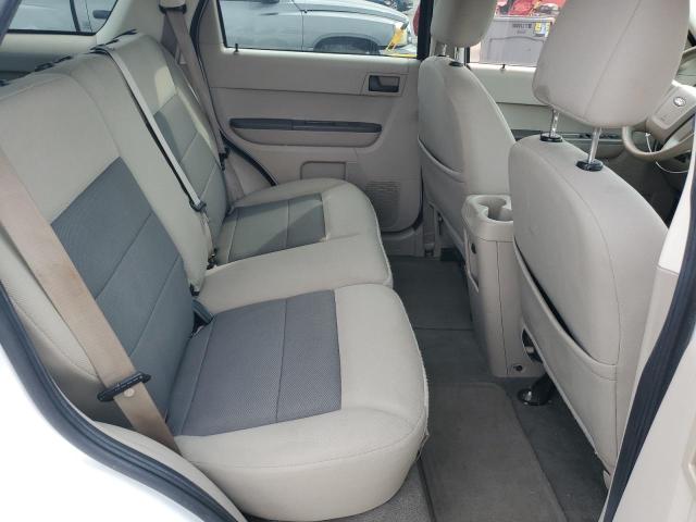 1FMCU93118KB66808 - 2008 FORD ESCAPE XLT 白色 照片 11