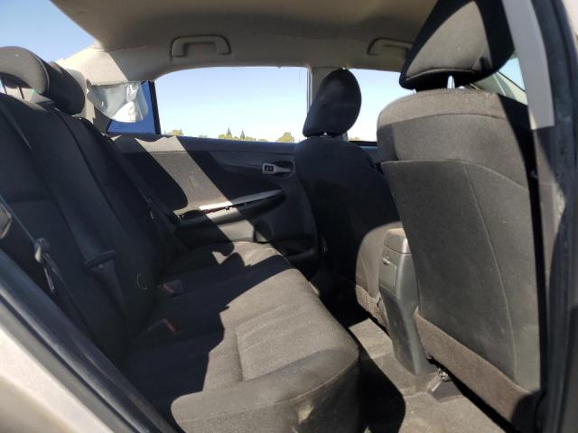 2T1BU4EE0BC664025 - 2011 TOYOTA COROLLA BASE فضي صورة 10