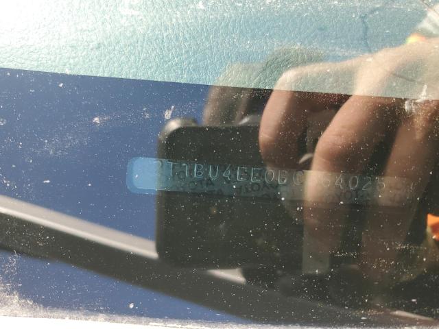 2T1BU4EE0BC664025 - 2011 TOYOTA COROLLA BASE فضي صورة 13