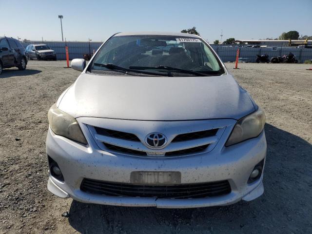 2T1BU4EE0BC664025 - 2011 TOYOTA COROLLA BASE فضي صورة 5