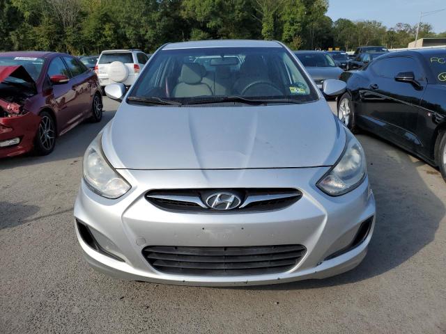 KMHCT4AE0CU157686 - 2012 HYUNDAI ACCENT GLS 银色 照片 5
