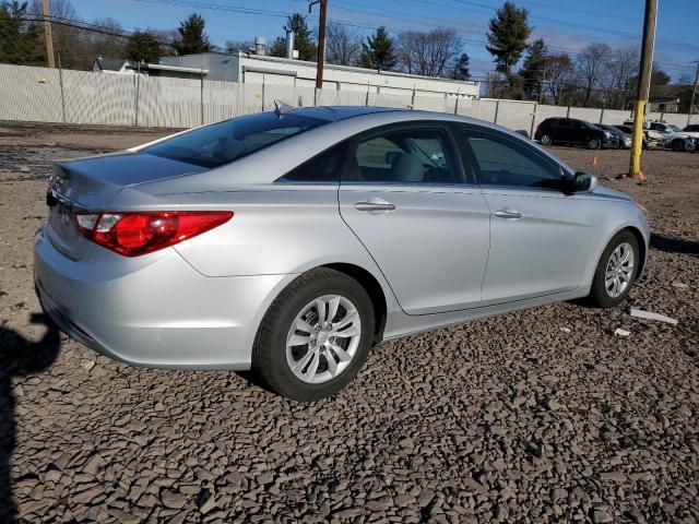 5NPEB4AC0BH009254 - 2011 HYUNDAI SONATA GLS SILVER photo 3