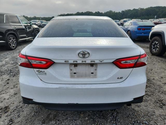 4T1B11HK0JU116483 - 2018 TOYOTA CAMRY L 白色 照片 6
