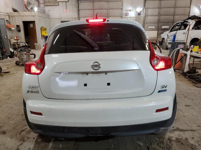 JN8AF5MR8DT214476 - 2013 NISSAN JUKE S WHITE photo 6