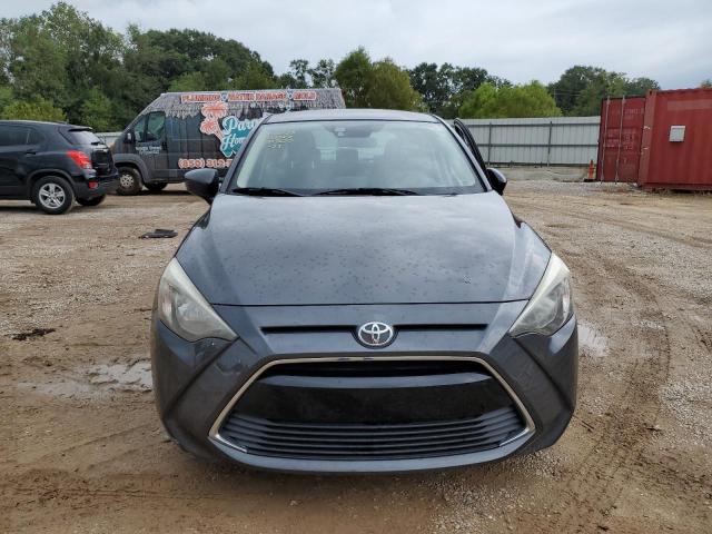 3MYDLBYV5JY303627 - 2018 TOYOTA YARIS IA გრაფიტი ფოტო 5