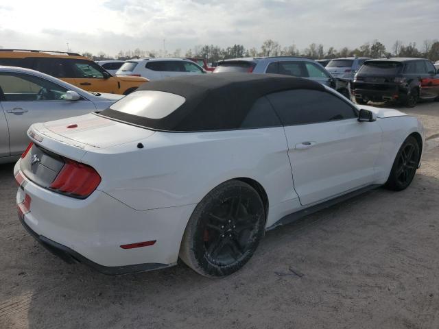 1FATP8UH3L5113199 - 2020 FORD MUSTANG WHITE photo 3