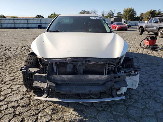 JN1BV7AP7FM354441 - 2015 INFINITI Q50 BASE 白色 照片 5