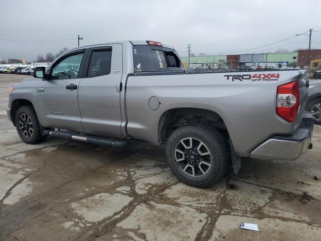 5TFUW5F11EX384236 - 2014 TOYOTA TUNDRA DOUBLE CAB SR/SR5 GRAY photo 2