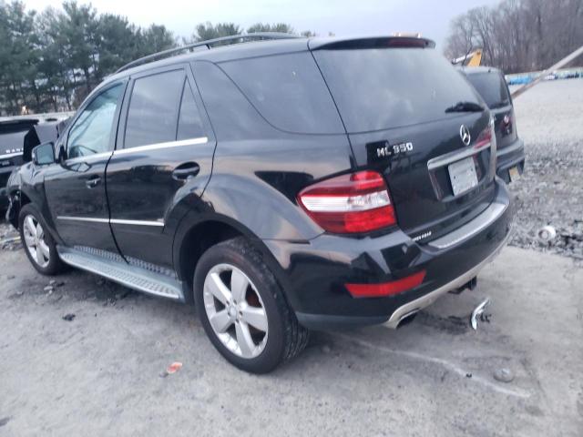 4JGBB8GB6BA717438 - 2011 MERCEDES-BENZ ML 350 4MATIC BLACK photo 2