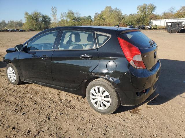 KMHCT5AE0HU325016 - 2017 HYUNDAI ACCENT SE BLACK photo 2