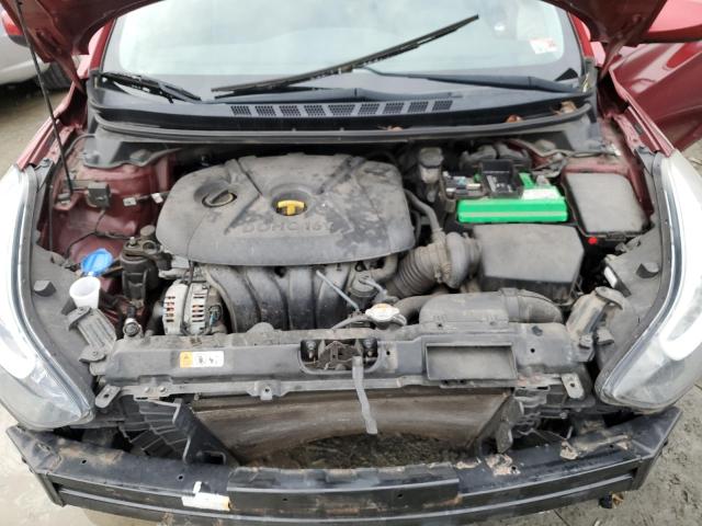 5NPDH4AE2GH683084 - 2016 HYUNDAI ELANTRA SE RED photo 11