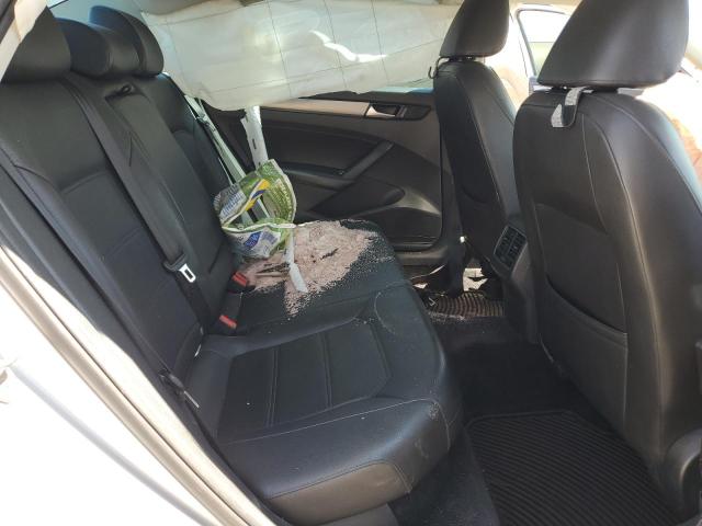 1VWBT7A33FC026646 - 2015 VOLKSWAGEN PASSAT SE SILVER photo 10