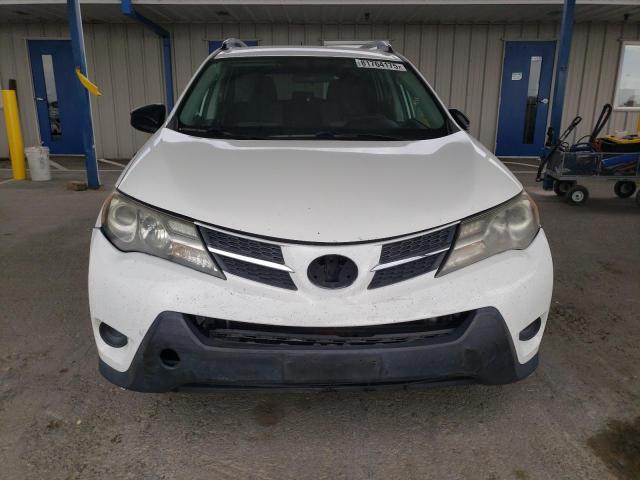 2T3BFREV1FW284615 - 2015 TOYOTA RAV4 LE WHITE photo 5