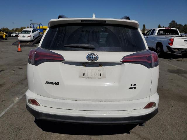JTMBFREV2HJ714430 - 2017 TOYOTA RAV4 LE Белый фото 6