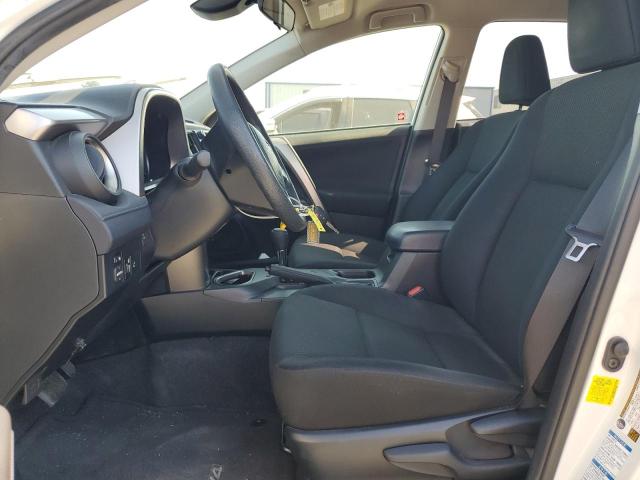 JTMBFREV2HJ714430 - 2017 TOYOTA RAV4 LE Белый фото 7