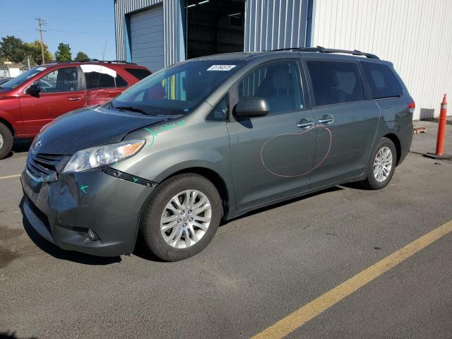 2014 TOYOTA SIENNA XLE, 