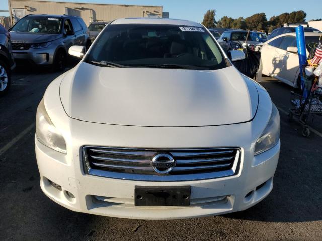 1N4AA5AP9DC837351 - 2013 NISSAN MAXIMA S WHITE photo 5