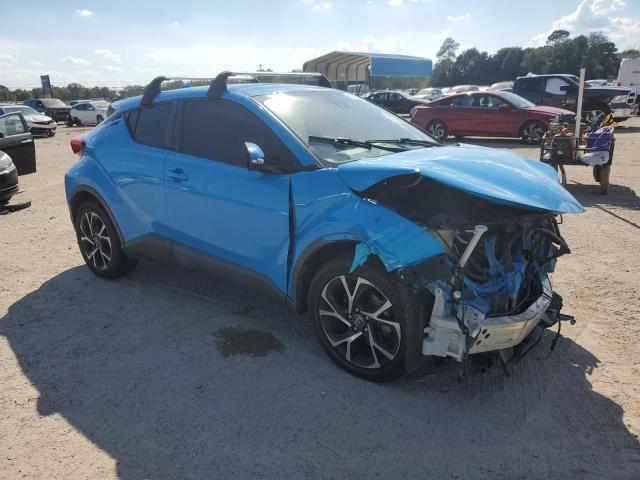 NMTKHMBX4KR077634 - 2019 TOYOTA C-HR XLE Bleu photo 4