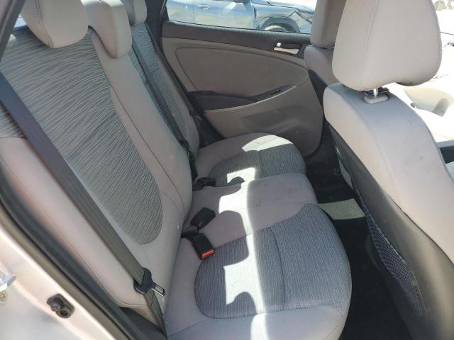 KMHCT4AE8HU335223 - 2017 HYUNDAI ACCENT SE 银色 照片 10