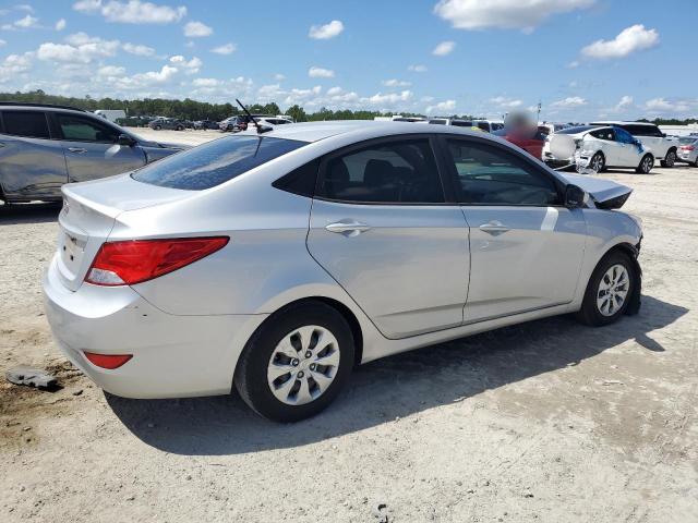 KMHCT4AE8HU335223 - 2017 HYUNDAI ACCENT SE 银色 照片 3