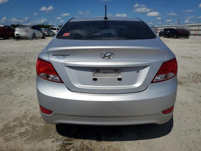 KMHCT4AE8HU335223 - 2017 HYUNDAI ACCENT SE 银色 照片 6