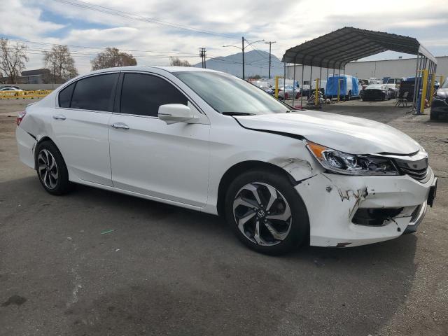 1HGCR2F05GA057757 - 2016 HONDA ACCORD EX WHITE photo 4