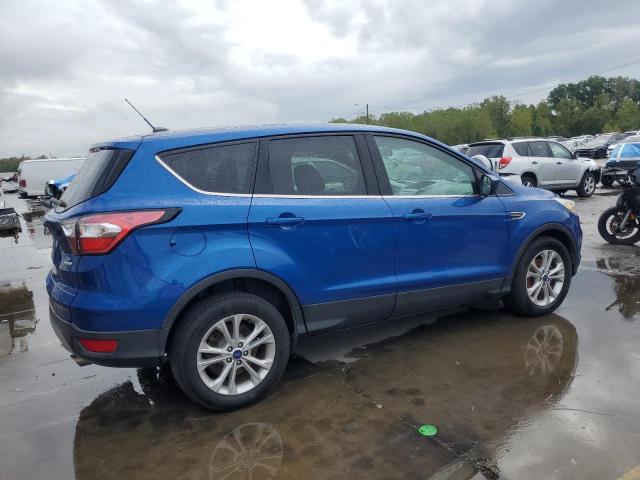 1FMCU0GD7HUB59639 - 2017 FORD ESCAPE SE BLUE photo 3