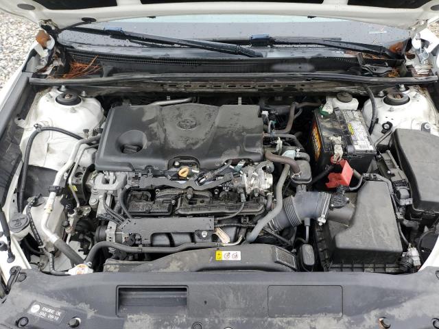 4T1G11AK8MU538702 - 2021 TOYOTA CAMRY SE WHITE photo 11