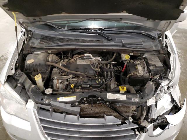 2A8HR54P68R658171 - 2008 CHRYSLER TOWN & COU TOURING SILVER photo 12