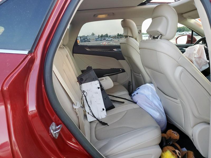 5LMCJ3C90JUL22792 - 2018 LINCOLN MKC RESERVE 红色 照片 11