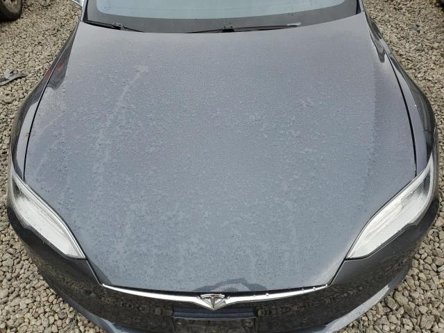 5YJSA1E23JF258358 - 2018 TESLA MODEL S ნაცრისფერი ფოტო 11