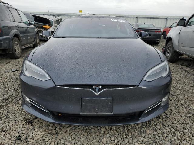 5YJSA1E23JF258358 - 2018 TESLA MODEL S ნაცრისფერი ფოტო 5