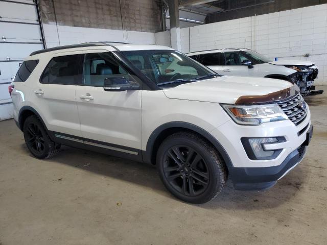 1FM5K8D86GGC12686 - 2016 FORD EXPLORER XLT WHITE photo 4