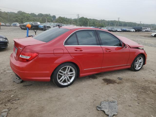WDDGF8AB4DG061821 - 2013 MERCEDES-BENZ C 300 4MATIC RED photo 3