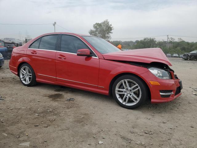 WDDGF8AB4DG061821 - 2013 MERCEDES-BENZ C 300 4MATIC RED photo 4