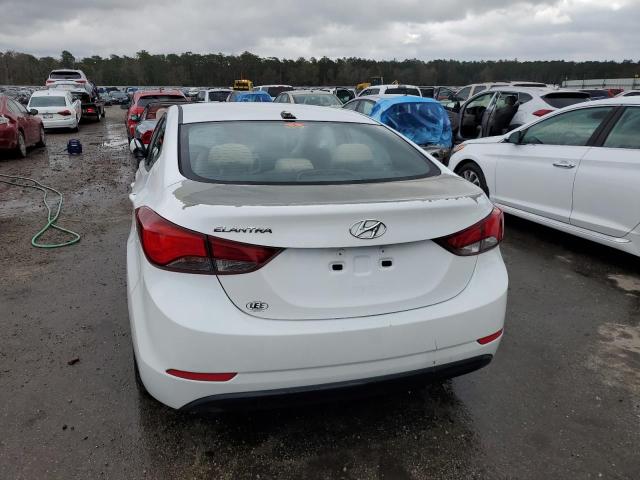 5NPDH4AE4GH789617 - 2016 HYUNDAI ELANTRA SE WHITE photo 6