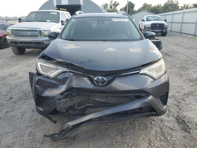2T3ZFREVXHW401304 - 2017 TOYOTA RAV4 LE Grafit foto 5