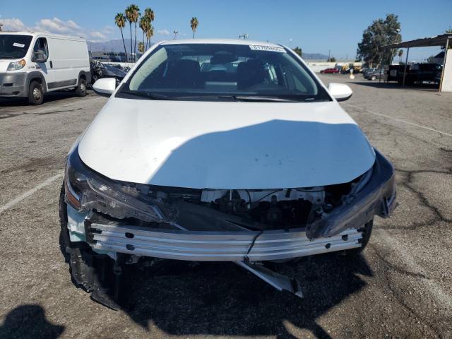 5YFB4MDE3SP269726 - 2025 TOYOTA COROLLA LE Weiß Foto 5