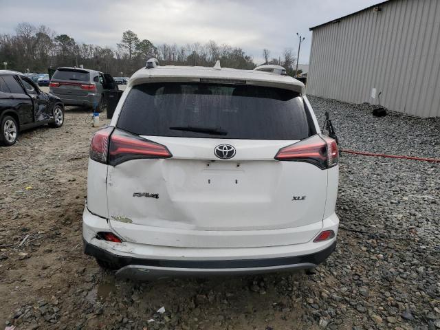 2T3WFREV1HW377753 - 2017 TOYOTA RAV4 XLE WHITE photo 6