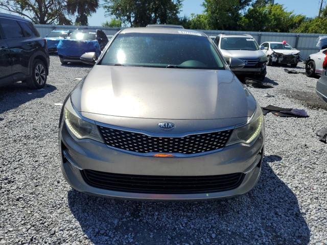 5XXGU4L33JG206266 - 2018 KIA OPTIMA EX GRAY photo 5
