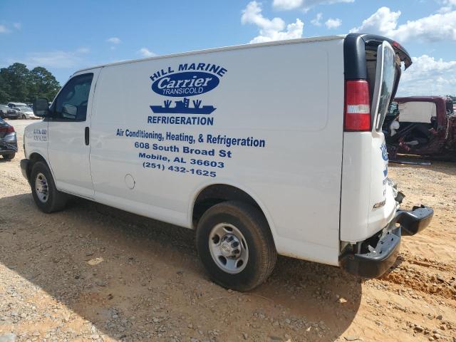 1GCWGAFG7L1187641 - 2020 CHEVROLET EXPRESS G2 WHITE photo 2