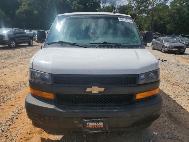 1GCWGAFG7L1187641 - 2020 CHEVROLET EXPRESS G2 WHITE photo 5