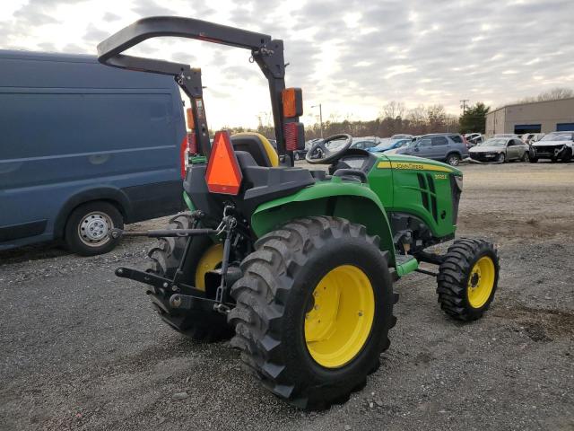 1LV3025EHHJ120854 - 2018 JOHN DEERE TRACTOR GREEN photo 4