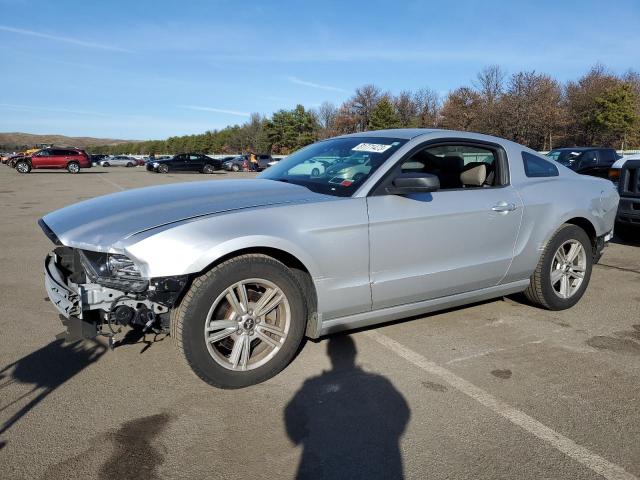1ZVBP8AM3D5265313 - 2013 FORD MUSTANG SILVER photo 1