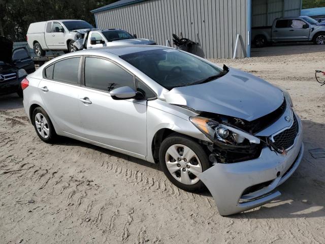 KNAFK4A67G5616075 - 2016 KIA FORTE LX SILVER photo 4