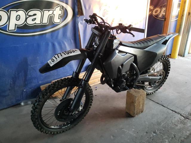 VBKUXP43XHM270771 - 2017 HUSQVARNA FC 350 BLACK photo 2