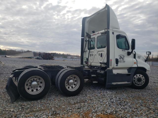 3AKJGEBG7GSGV3683 - 2016 FREIGHTLINER CASCADIA 1 WHITE photo 3