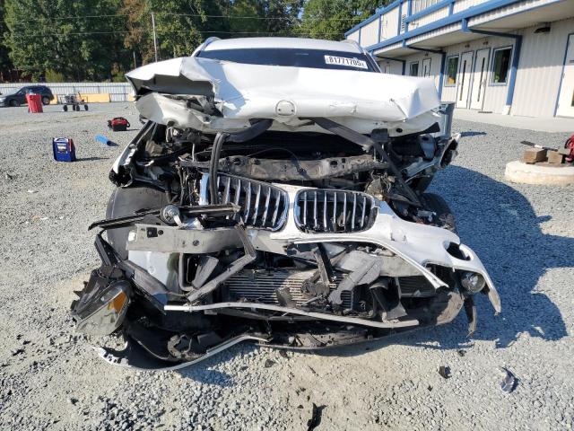 WBXHT3C39GP880282 - 2016 BMW X1 XDRIVE28I WHITE photo 5