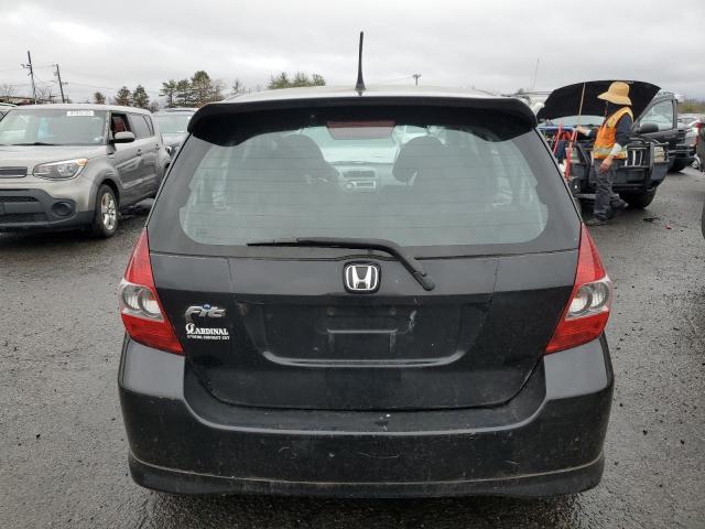 JHMGD37637S000621 - 2007 HONDA FIT S BLACK photo 6